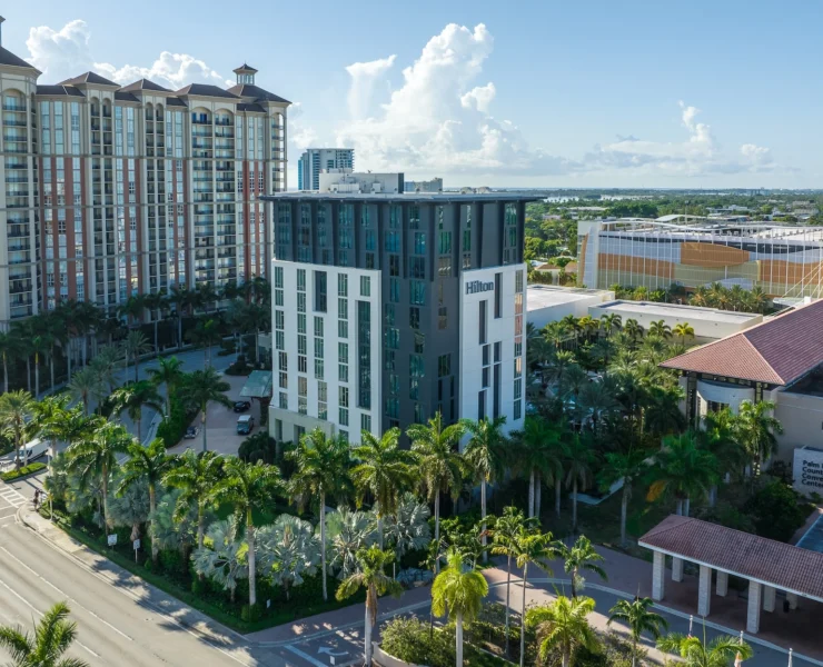 Exterior shot of Hilton West Palm Beach