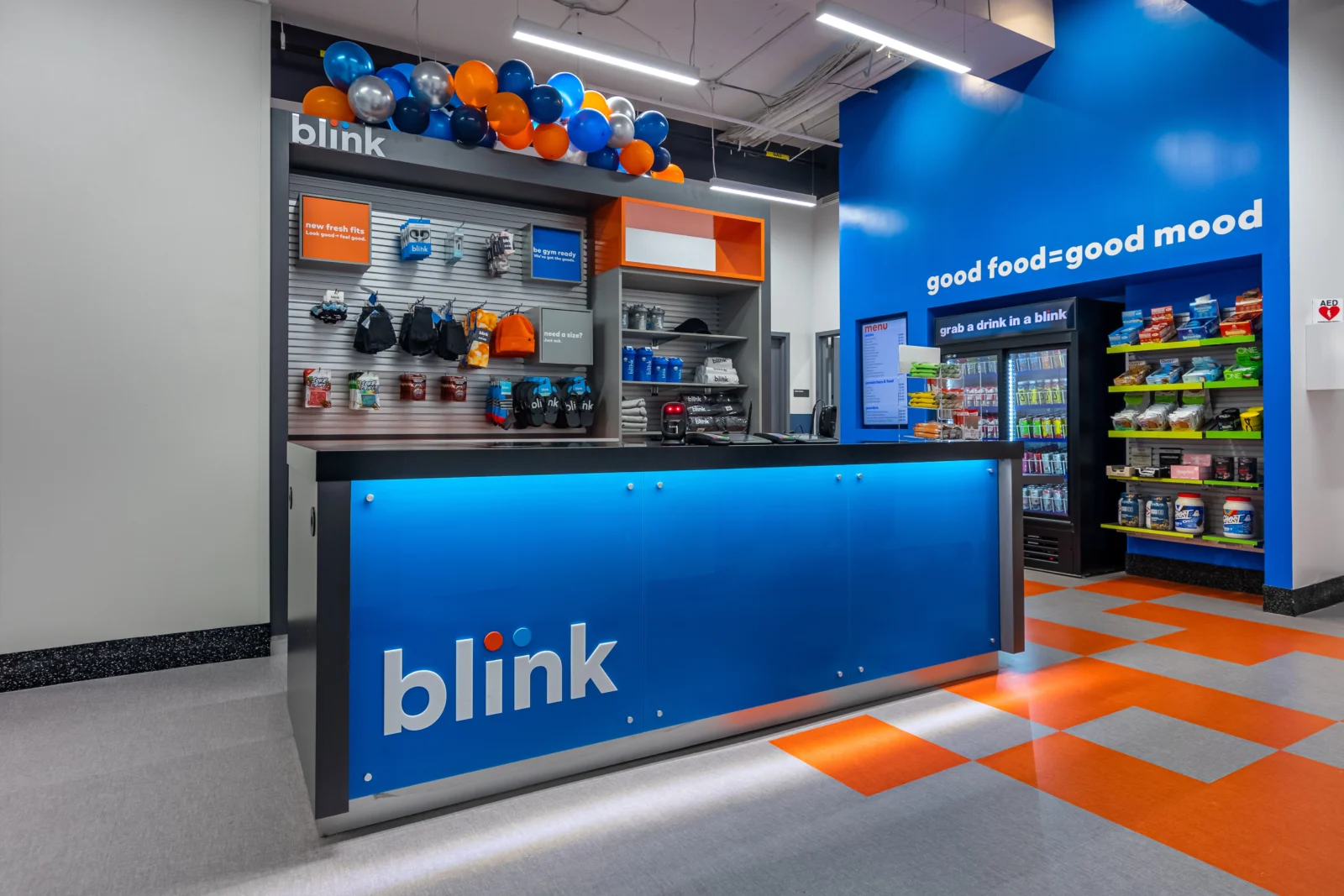 Blink Fitness desk